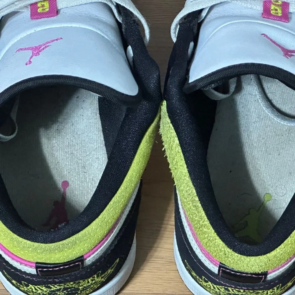 Air Jordan 1 Low Mens Spray Paint Green/Pink/Black Sneakers